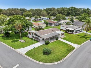 1802 Petunia Ln, Lady Lake, FL 32159
