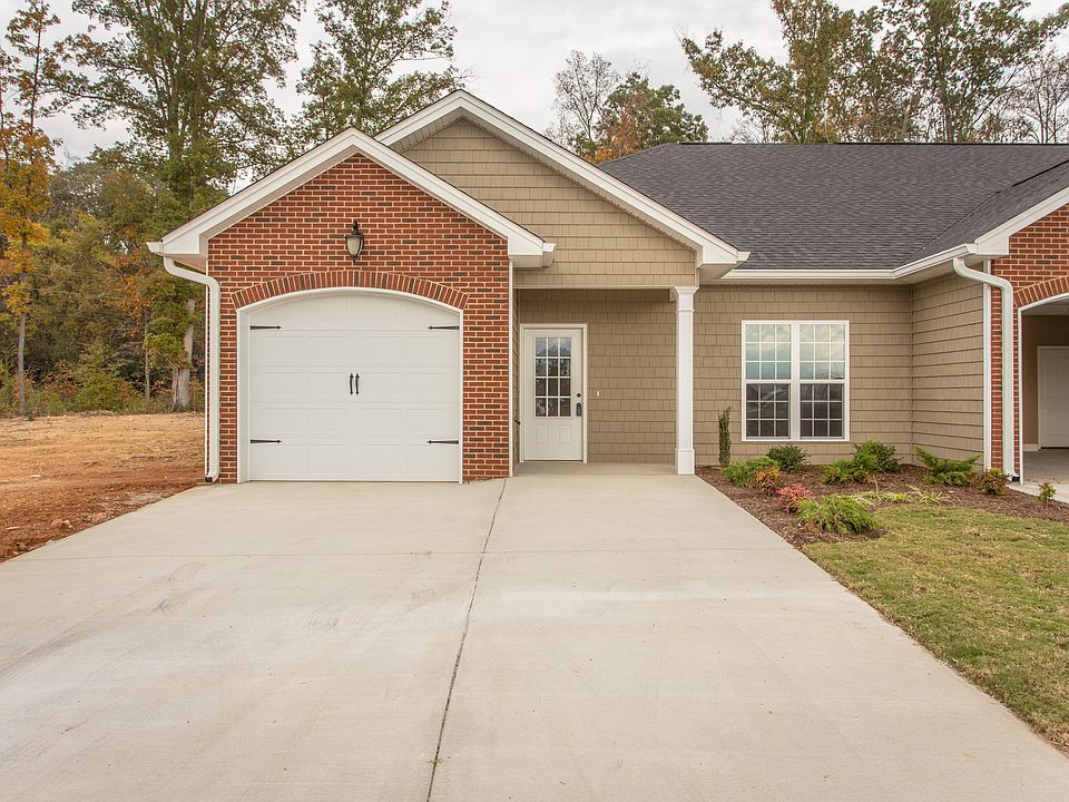 1st image of 208 Thistlewood Dr