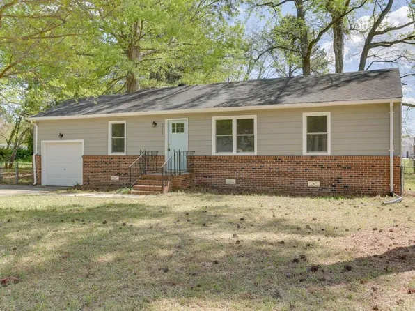 5713 W Norfolk Rd, Portsmouth, VA 23703