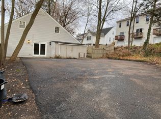 2122 Reading Rd APT A, Allentown, PA 18104