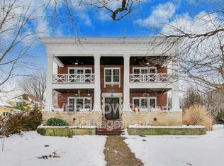 945 Woodruff Place Middle Dr APT 4, Indianapolis, IN 46201