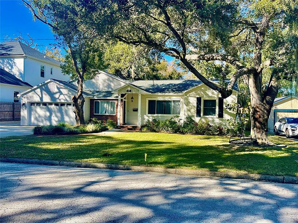 1st image of 1071 45TH AVENUE N