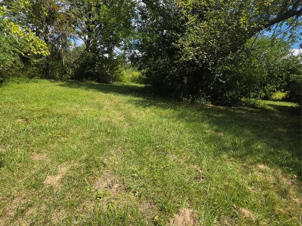 1817 Cadillac Ave, Ypsilanti, MI 48198