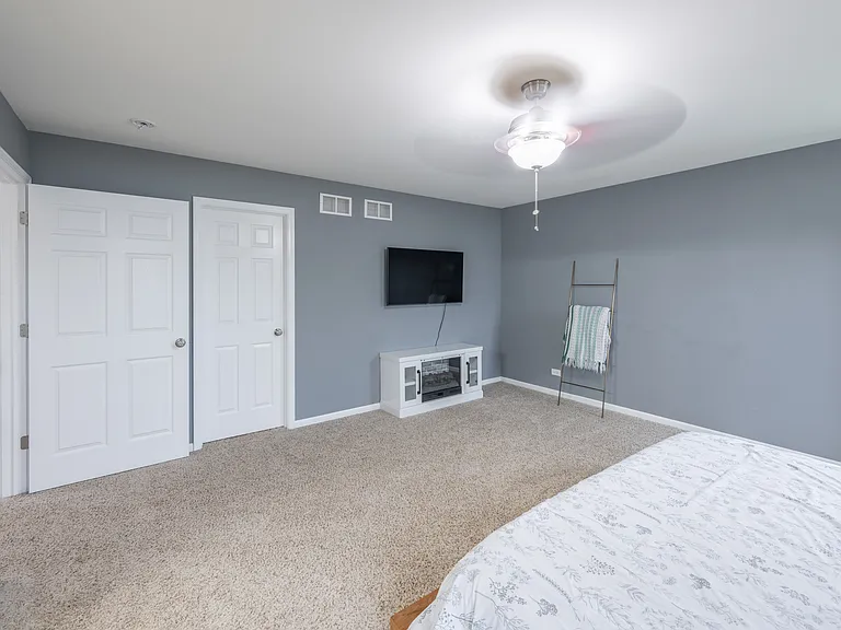 4333 Schofield Dr — Photo 18