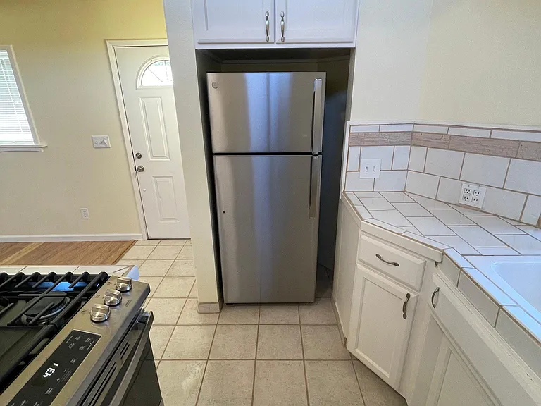 506 San Juan Ave — Photo 5