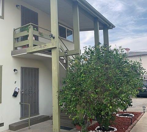 2nd image of 1119 W 158th St APT 4