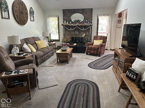 4th image of 575 Keeler Dr
