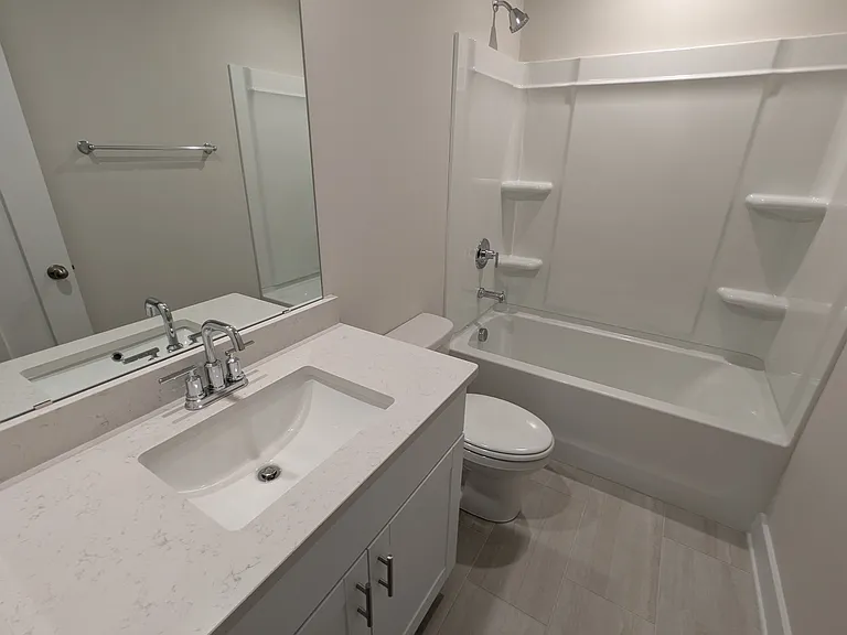 416 Roderick Ln — Photo 24