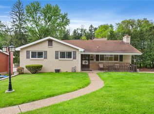 549 Dunn Dr, Pittsburgh, PA 15227