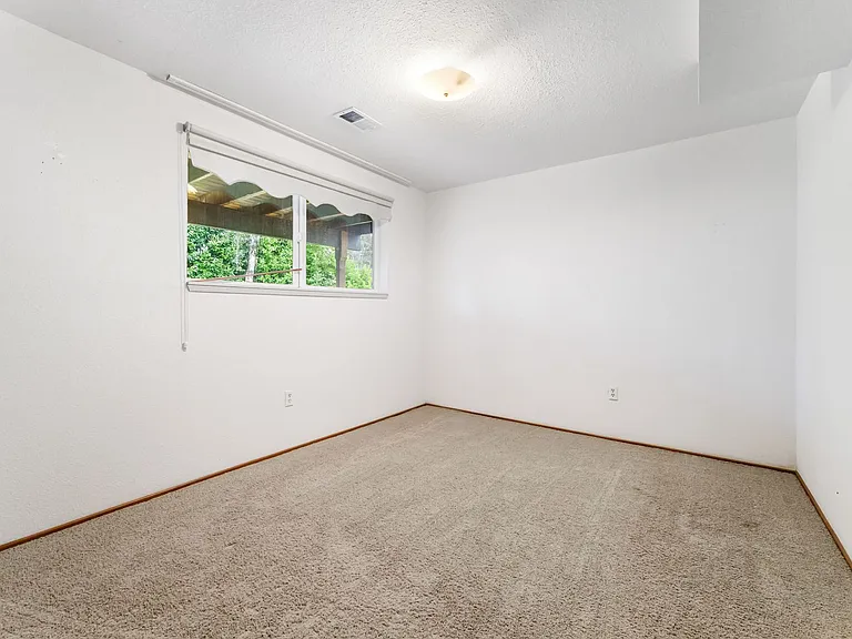 1502 Adams St — Photo 14