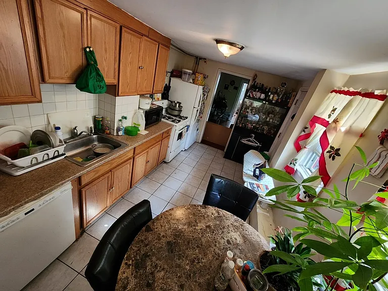 123 Franklin St #2 — Photo 13