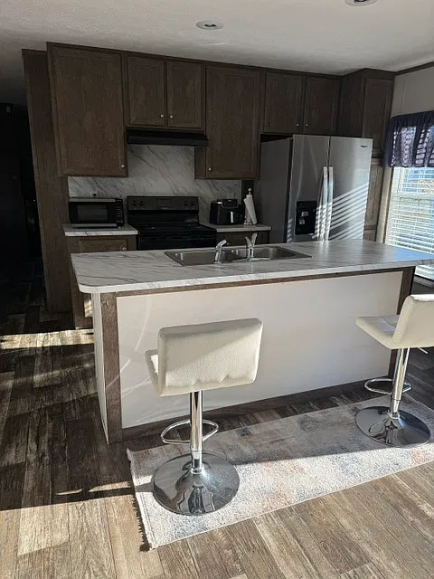 3 bed, 1216 sqft, $1,400 — Photo 3