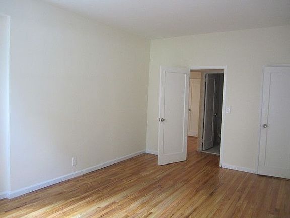 3rd image of 280 Collins Ave APT 1C