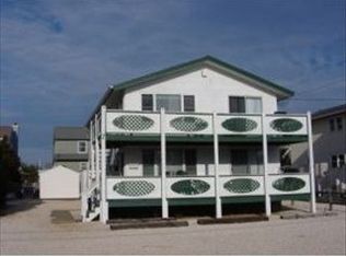 7 E Virginia Ave, Brant Beach, NJ 08008