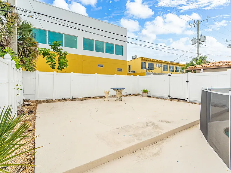 3201 Alice Dr — Photo 42