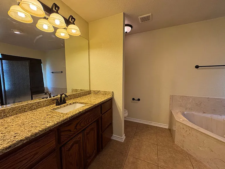 5702 Graphite Dr — Photo 37