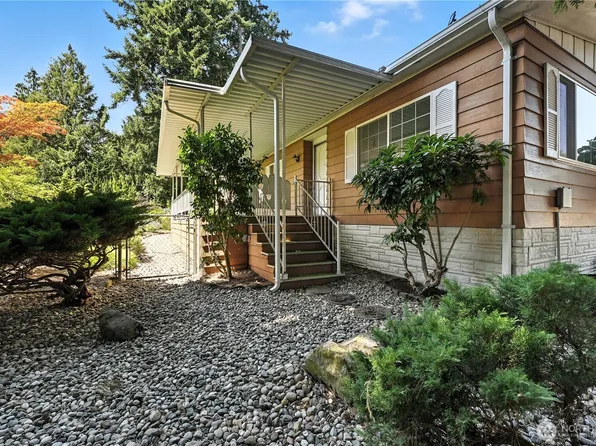 12030 2nd Drive SE, Everett, WA 98208