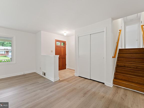 4th image of 6012 Kelley Ct
