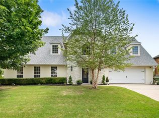 5207 S 44th Pl, Rogers, AR 72758
