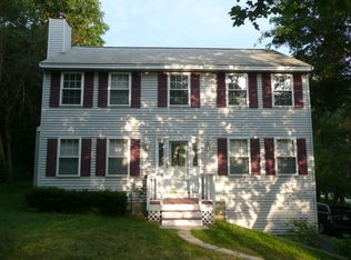 9 Niagara St, Haverhill, MA 01832