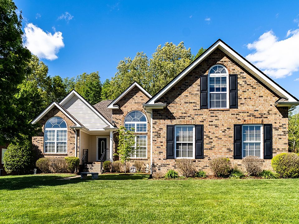 1st image of 100 Landons Cir