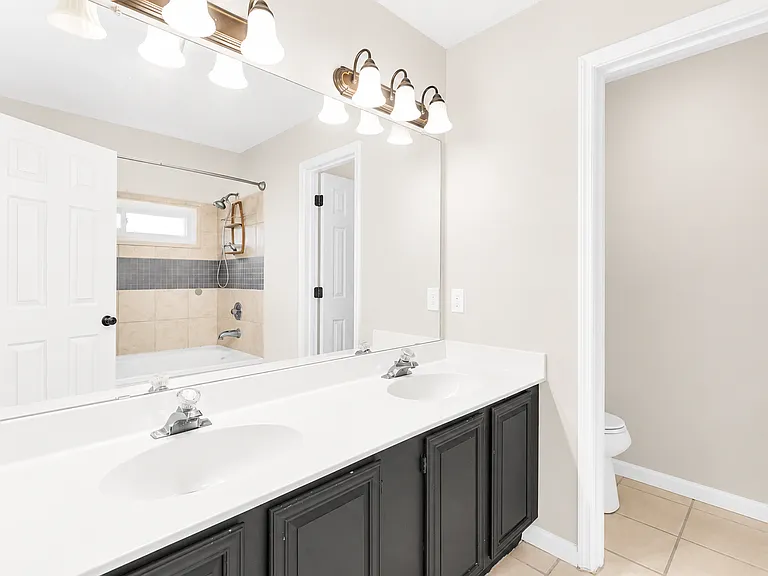 1264 Watercrest Cir — Photo 19