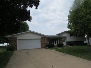 103 We Go Trl, Fox Lake, WI 53933
