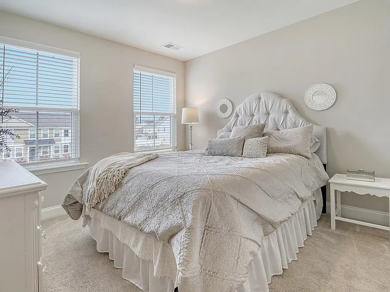 7793 Montview Rd — Photo 9
