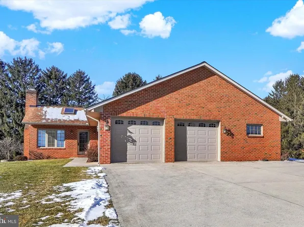 1100 Mill Creek Rd, York, PA 17404