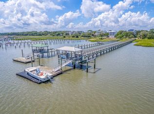 918 W Oceanview Rd, Charleston, SC 29412