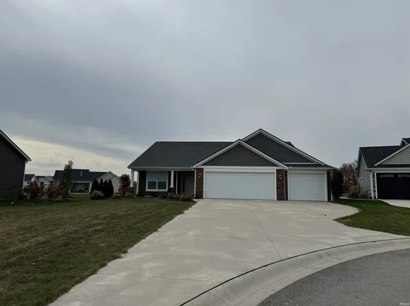 10814 Fenton Cv, Roanoke, IN 46783