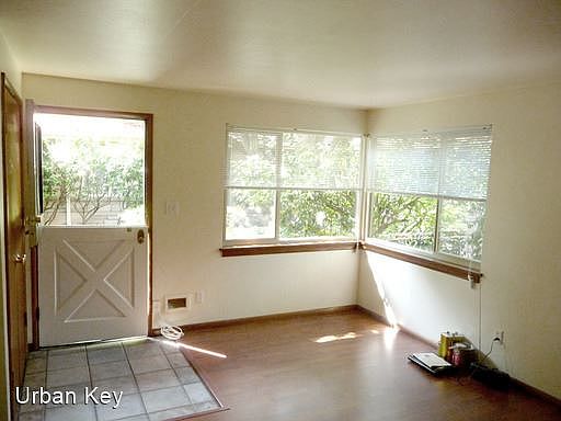 2nd image of 946 10th Ave E APT 6