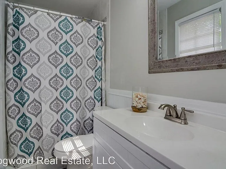 3590 Westhampton Dr — Photo 18