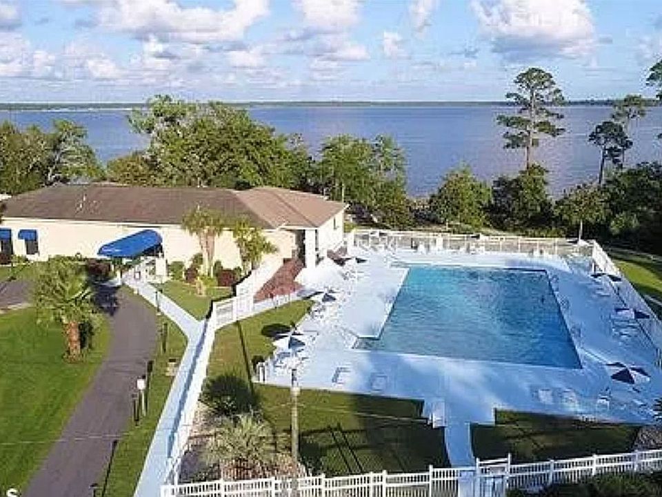 Beautiful RV community