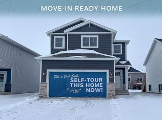 7901 Lost River Rd, Horace, ND 58047