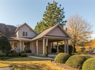 202 Starland Ln, Southern Pines, NC 28387