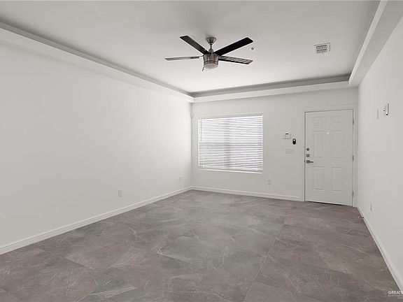 3rd image of 901 Yuma Ave #1001