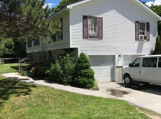 245 Main Rd S, Hampden, ME 04444