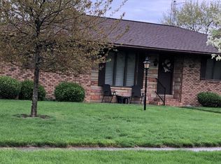 300 S Broadway St, West Salem, IL 62476