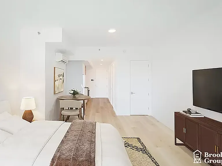 1889 Atlantic Ave #8G — Photo 3