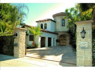 10064 Toluca Lake Ave, North Hollywood, CA 91602
