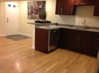 27 R St NE #B, Washington, DC 20002