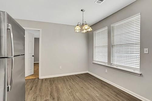 5th image of 7071 Stonecreek Dr
