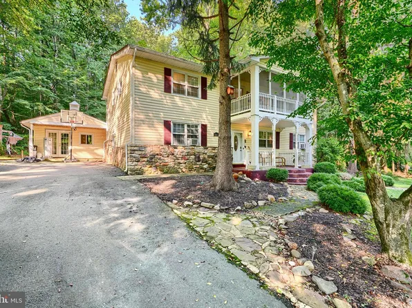 6065 Poplar Rd, Saint Leonard, MD 20685