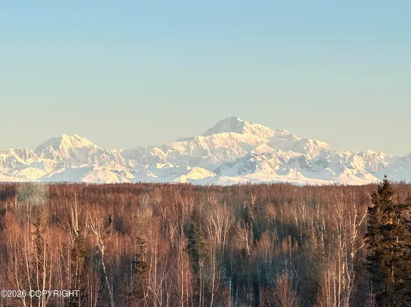 22459 S Watkins Rd, Trapper Creek, AK 99683