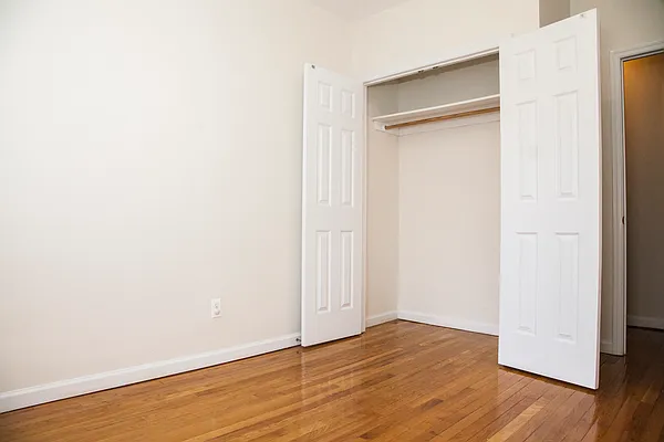 Rented by EXR | media 19