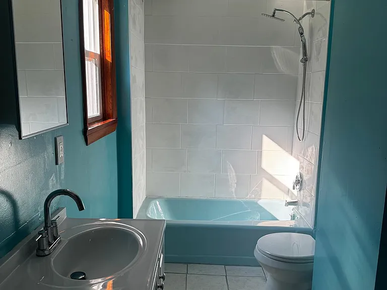 44 Galpin St #1 — Photo 8