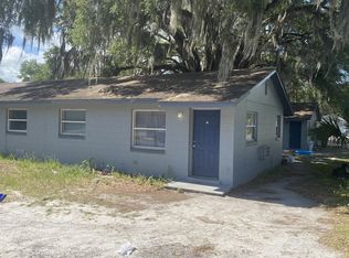 402 Terry St, Wildwood, FL 34785