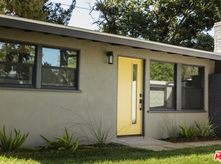324 1/2 Chestnut Ave, Los Angeles, CA 90042