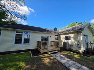 12526 Peelman Rd, Vevay, IN 47043